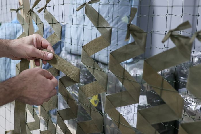 Мастерская волонтерского объединения «Zамаскируем СВОих»