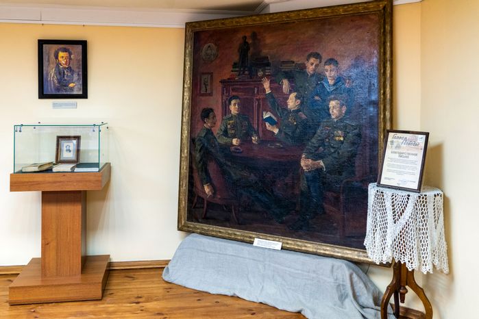 Картина Владимира Переяславца «Потомки А.С. Пушкина – участники Великой Отечественной войны»