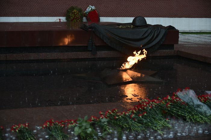 Акция «Вахта памяти. Вечный огонь – 2016» в День памяти и скорби в Москве