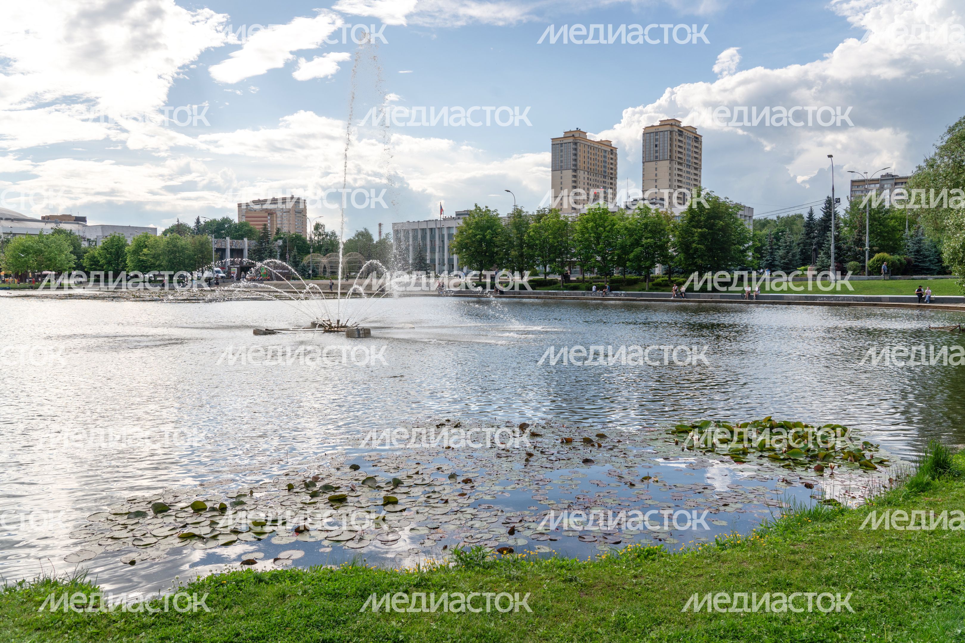 Пруд Баранка на Центральной площади Одинцово