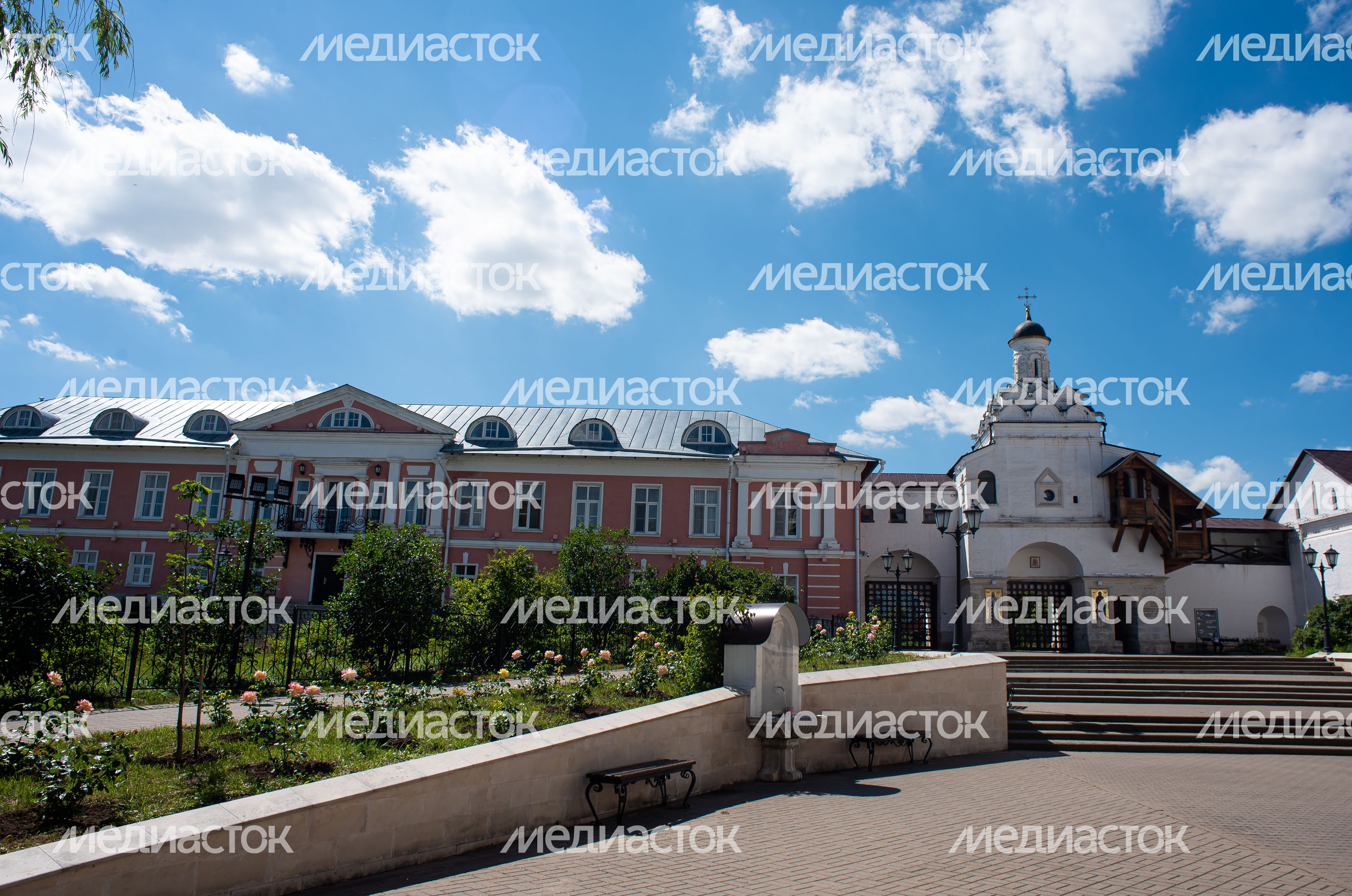 Летние виды города Серпухов