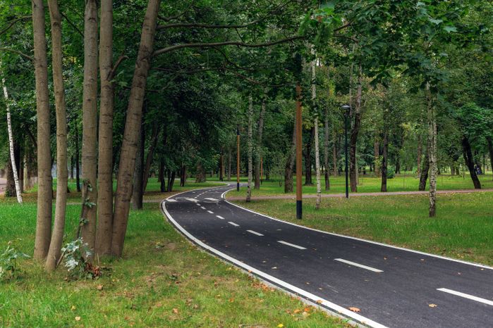 Велодорожка в Щелковском центральном городском парке после благоустройства
