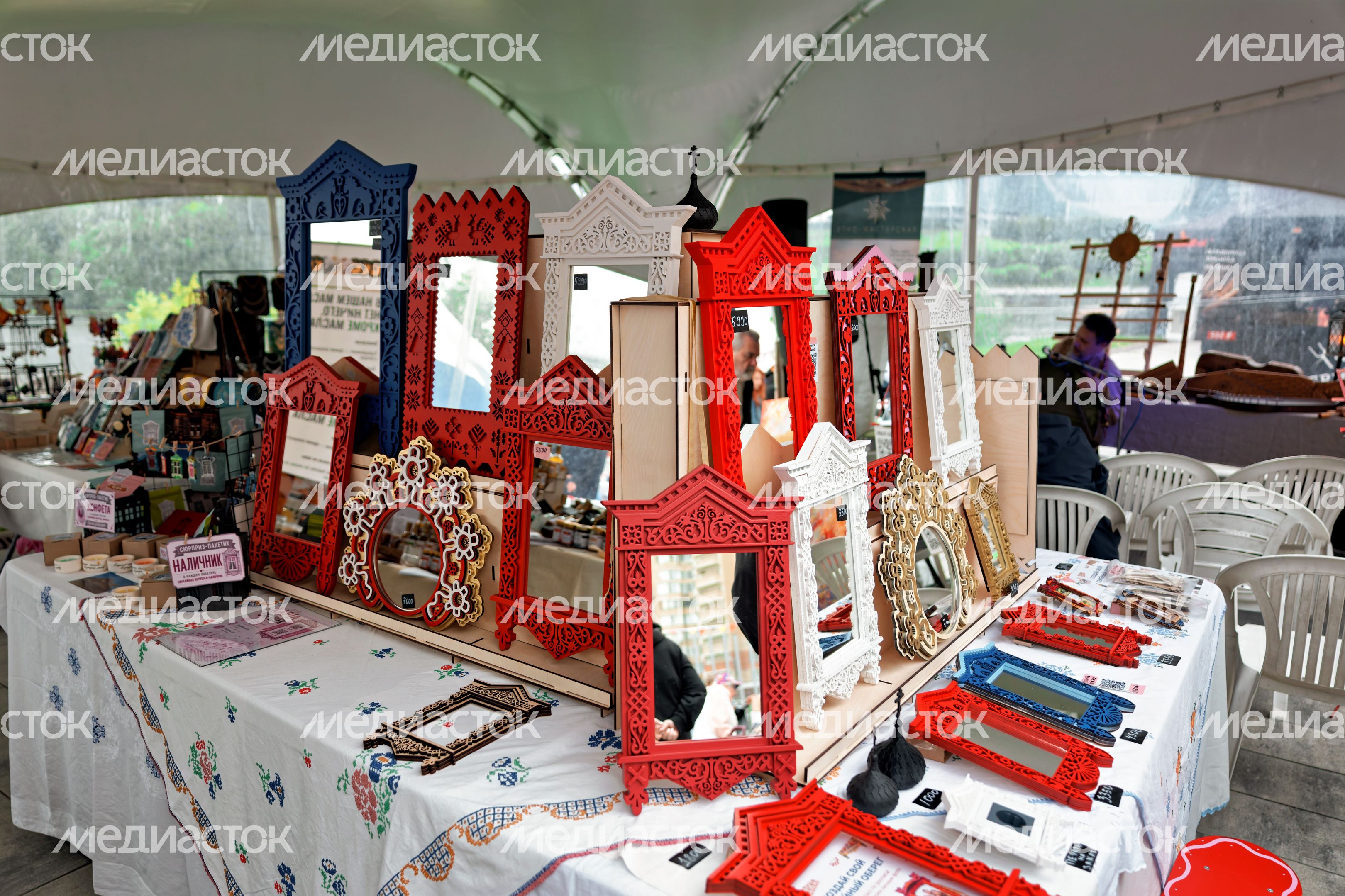 Международный фестиваль современной этнической культуры «РУСь_СВЕТ в Подмосковье» в Красногорске Международный фестиваль современной этнической культуры «РУСь_СВЕТ в Подмосковье» в Красногорске