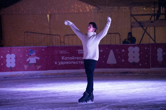 Красногорск. Ледовое шоу Ильи Авербуха «Чемпионы» в Путилково
