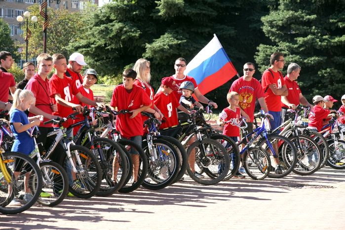 Велопробег в честь Дня российского флага в Орехово-Зуево