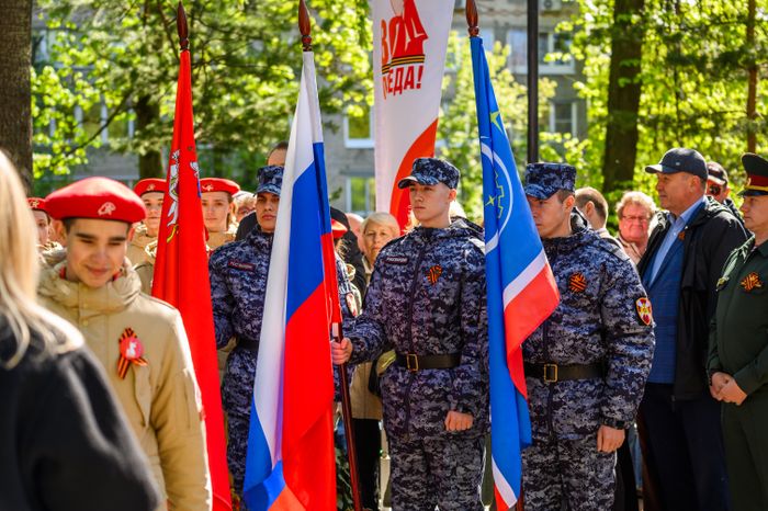 Торжественная церемония зажжения Вечного огня в Королеве