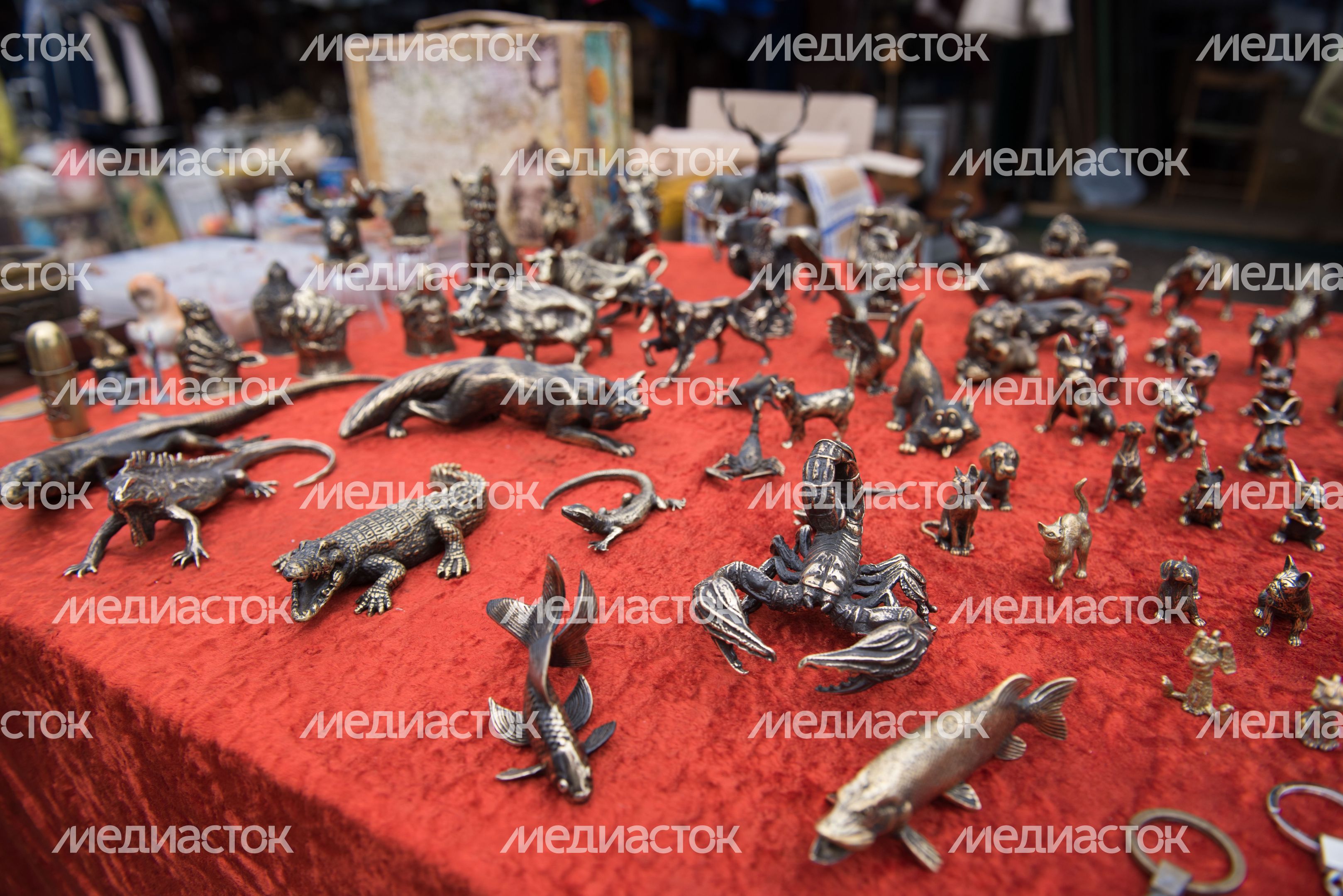 Блошиный рынок «Левша» в Новоподрезково