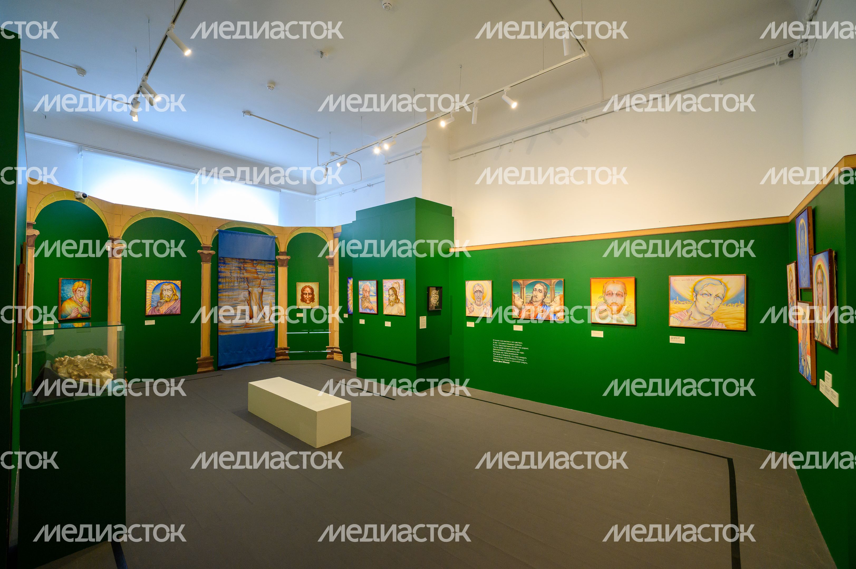 Выставка «Евгений Спасский: «Я посредине мира» в Серпуховском художественном музее Выставка «Евгений Спасский: «Я посредине мира» в Серпуховском художественном музее