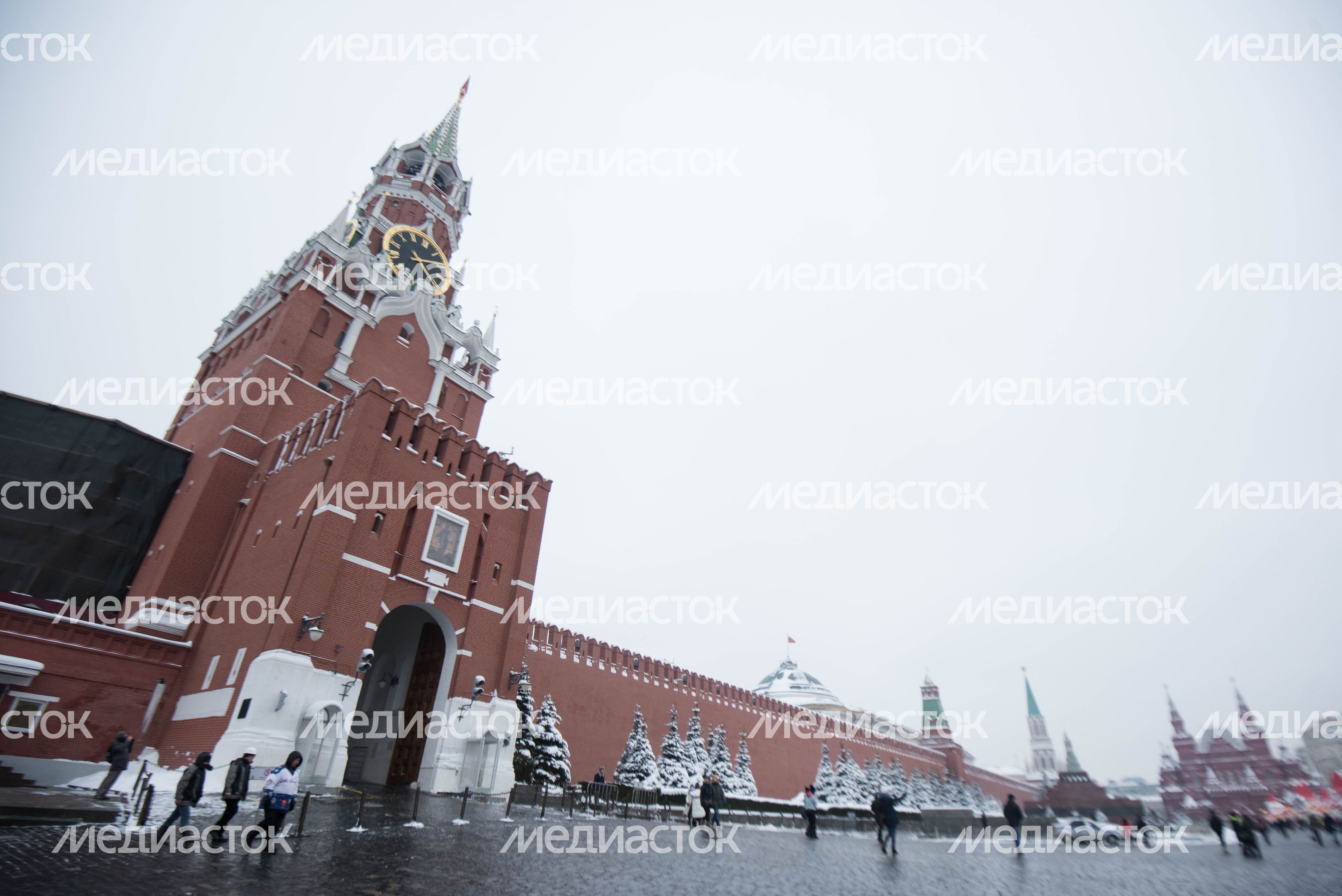 Спасская башня Кремля, 2 часть
