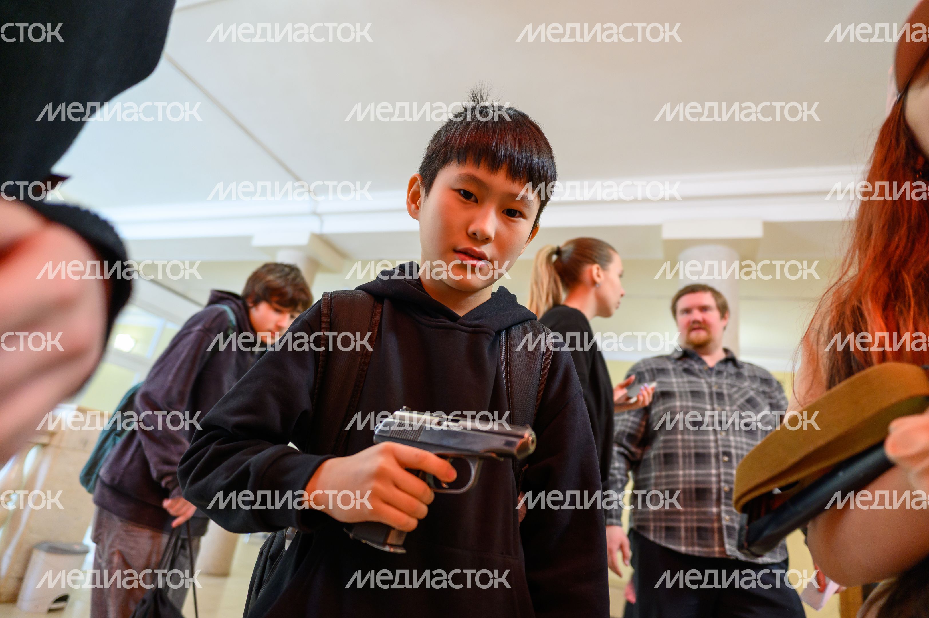 Концерт, посвященный Дню защитника Отечества, прошел в Люберцах Концерт, посвященный Дню защитника Отечества, прошел в Люберцах