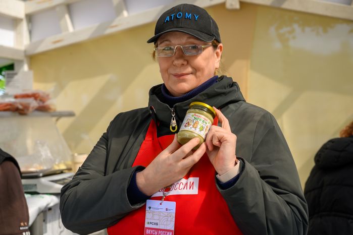 Ярмарка продуктов питания, произведенных в Подмосковье, на гастрономическом фестивале «Вкусы России» 2026 на ВДНХ