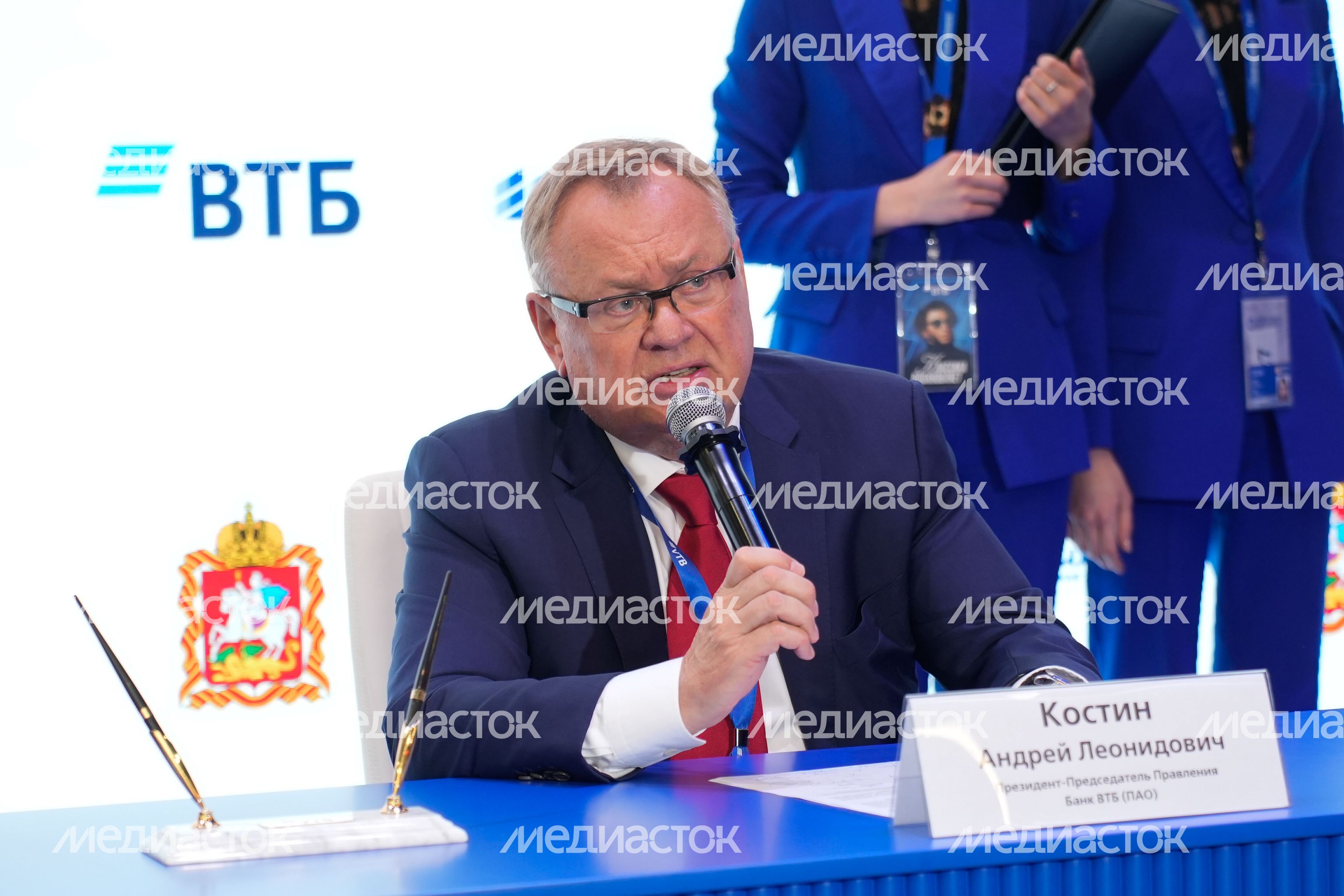 Правительство Московской области и банк ВТБ подписали соглашение о сотрудничестве