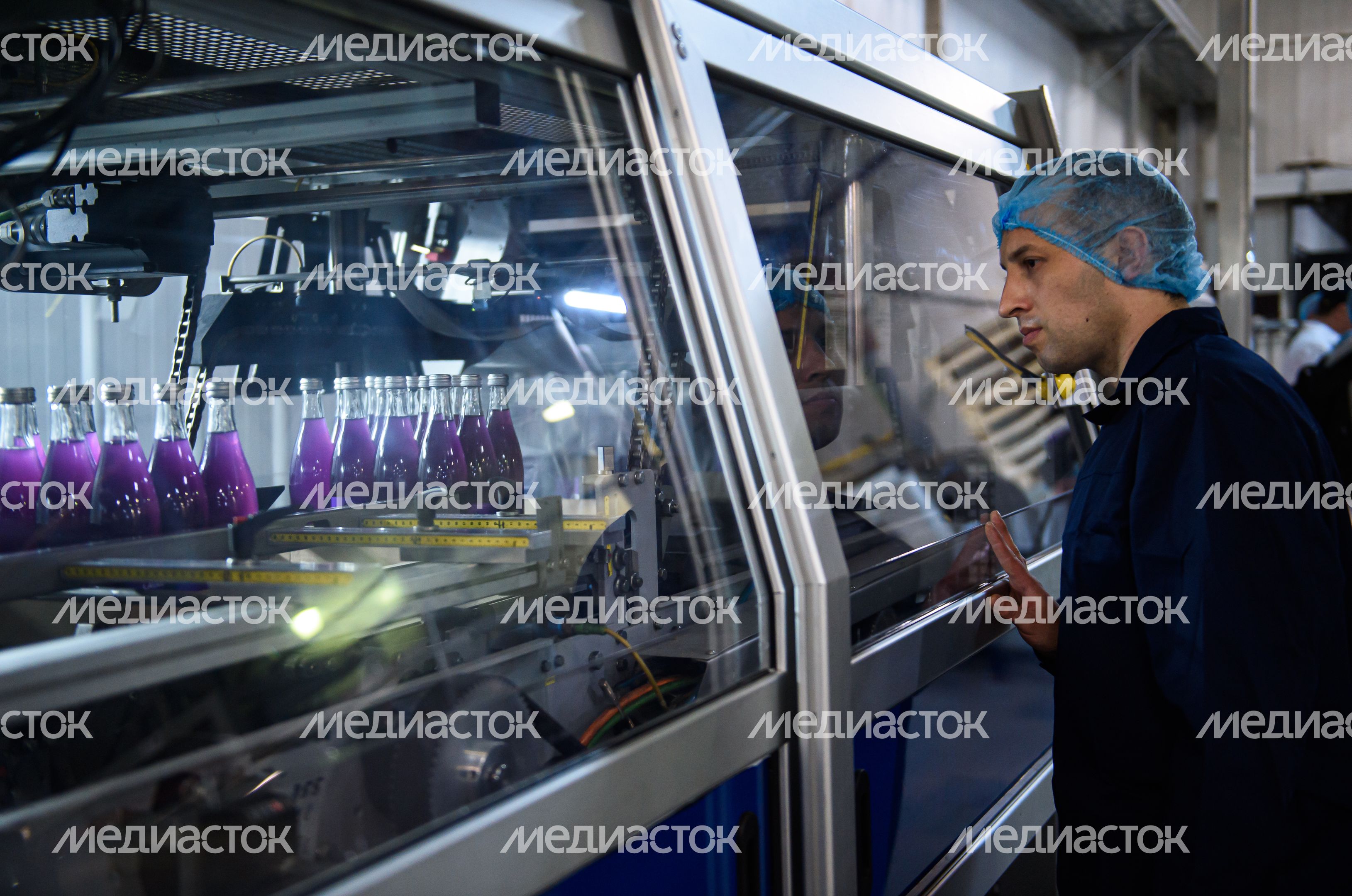 Аналог Сoca‑Cola начали производить в Подмосковье Аналог Сoca‑Cola начали производить в Подмосковье