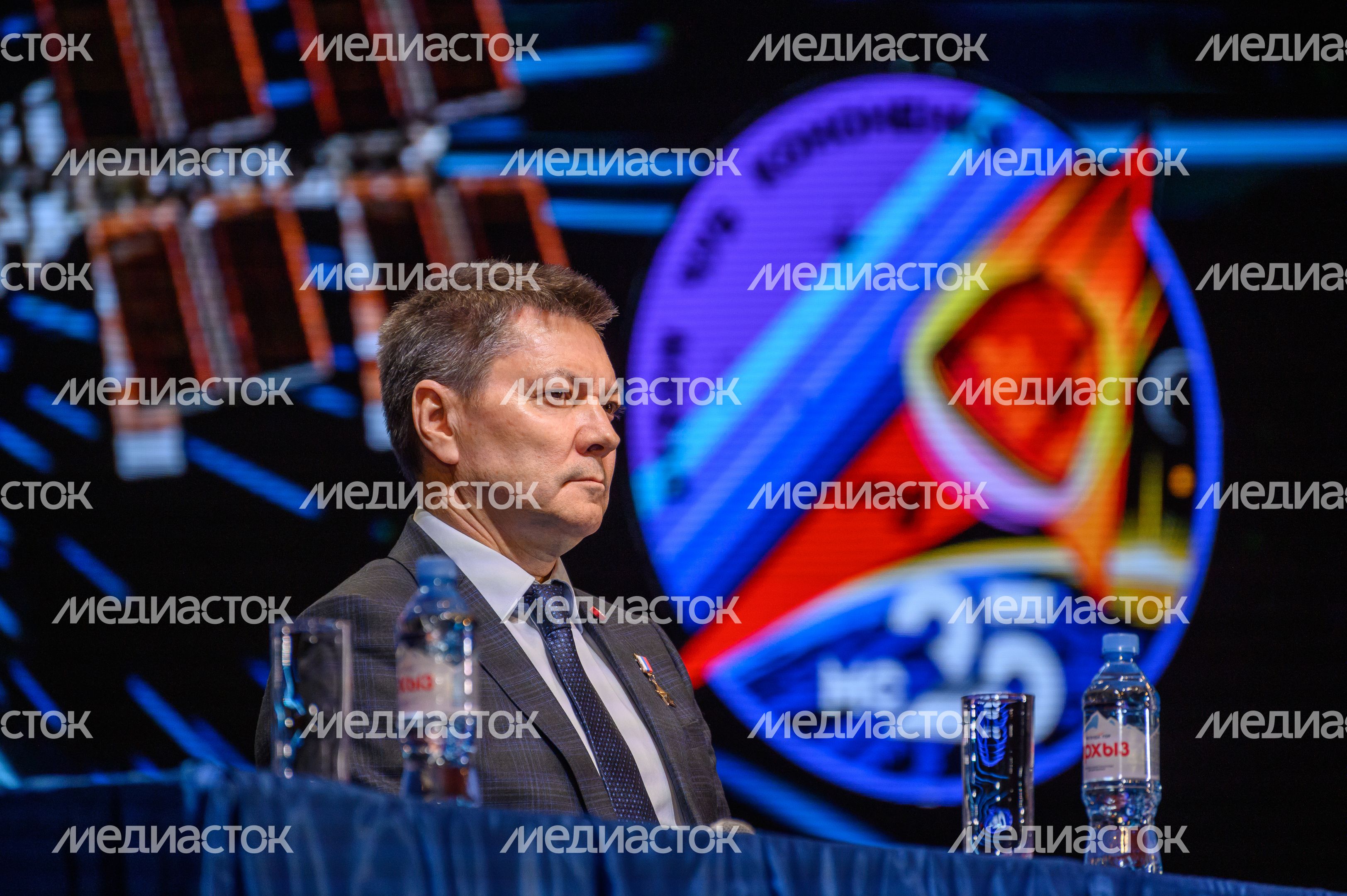 Космонавт Олег Кононенко является абсолютным рекордсменом по суммарному пребыванию в космосе – 1110 суток Космонавт Олег Кононенко является абсолютным рекордсменом по суммарному пребыванию в космосе – 1110 суток