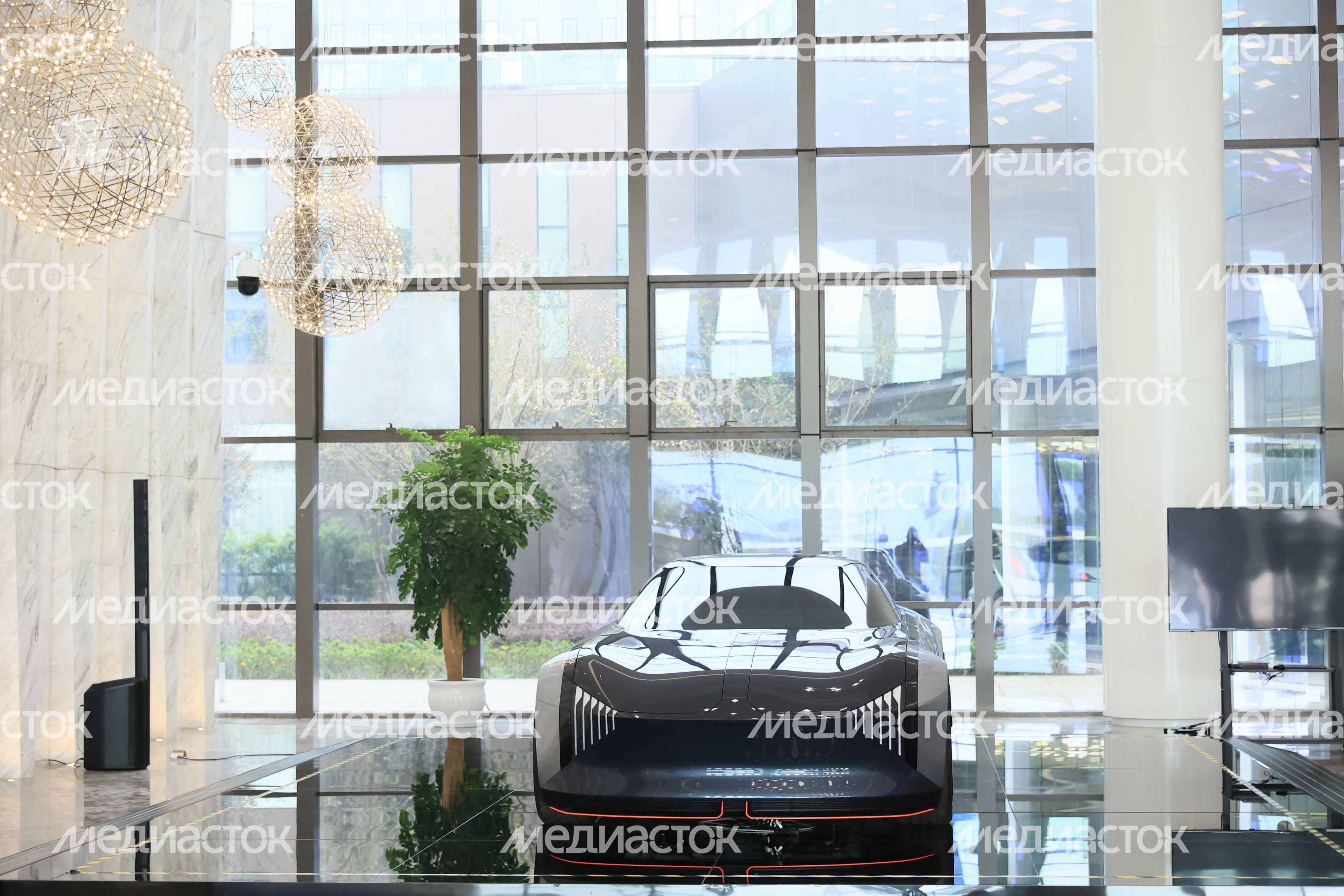 Посещение автозавода Changan Automobile Group в Китае Губернатором Подмосковья