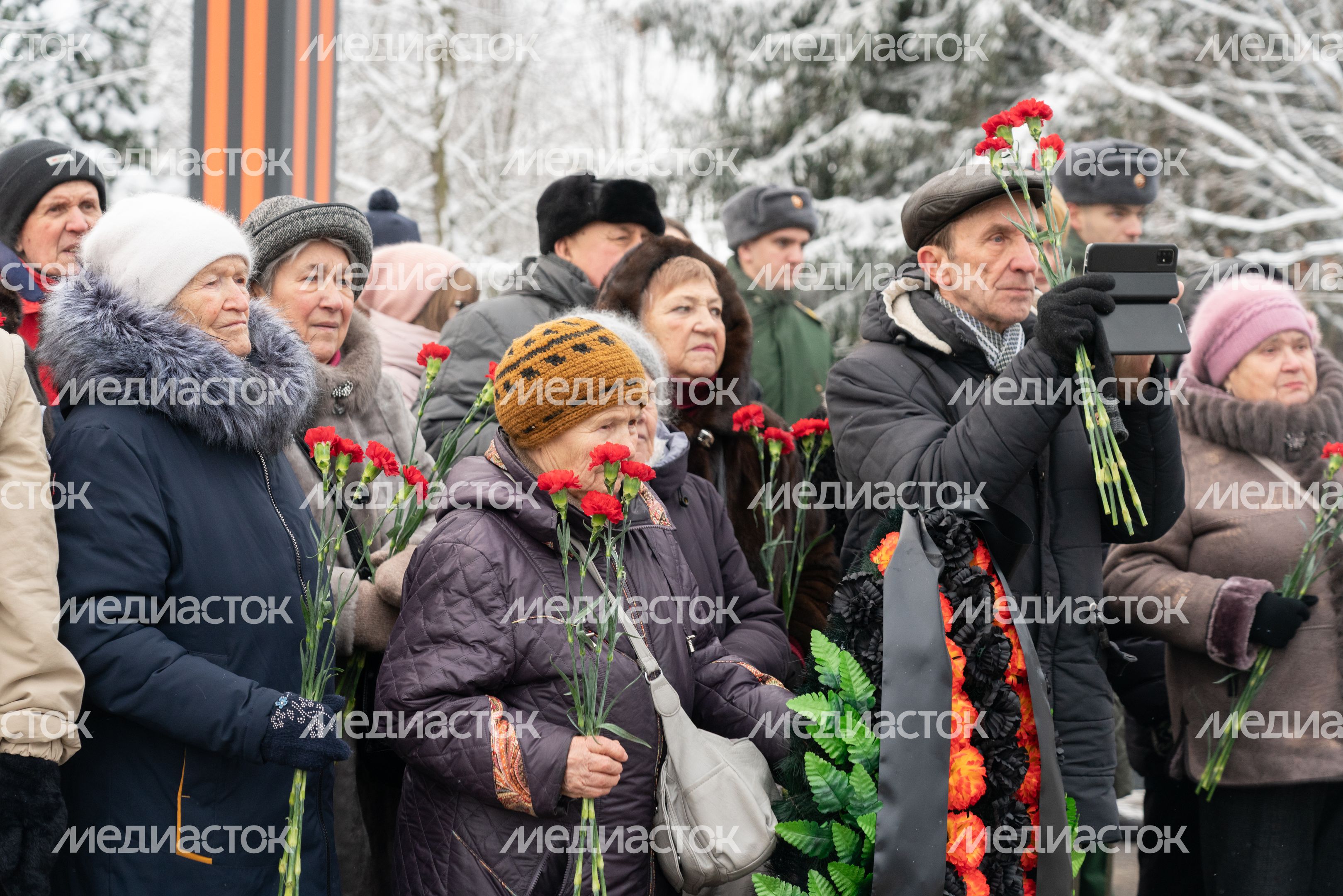 Красногорск. Митинг «Битва под Москвой» в деревне Нефедьево Красногорск. Митинг «Битва под Москвой» в деревне Нефедьево