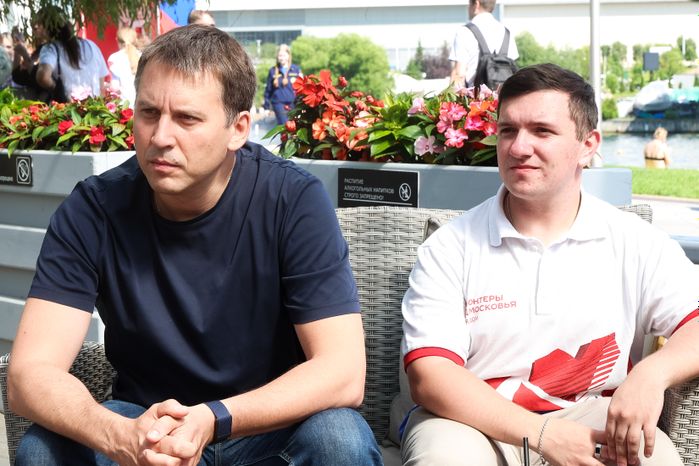 Вячеслав Духин встретился с "Волонтерами Подмосковья" на фестивале регионального движения