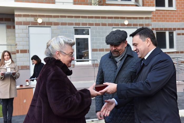 Вручение ключей от новых квартир дольщикам «СУ‑155» в Звенигороде