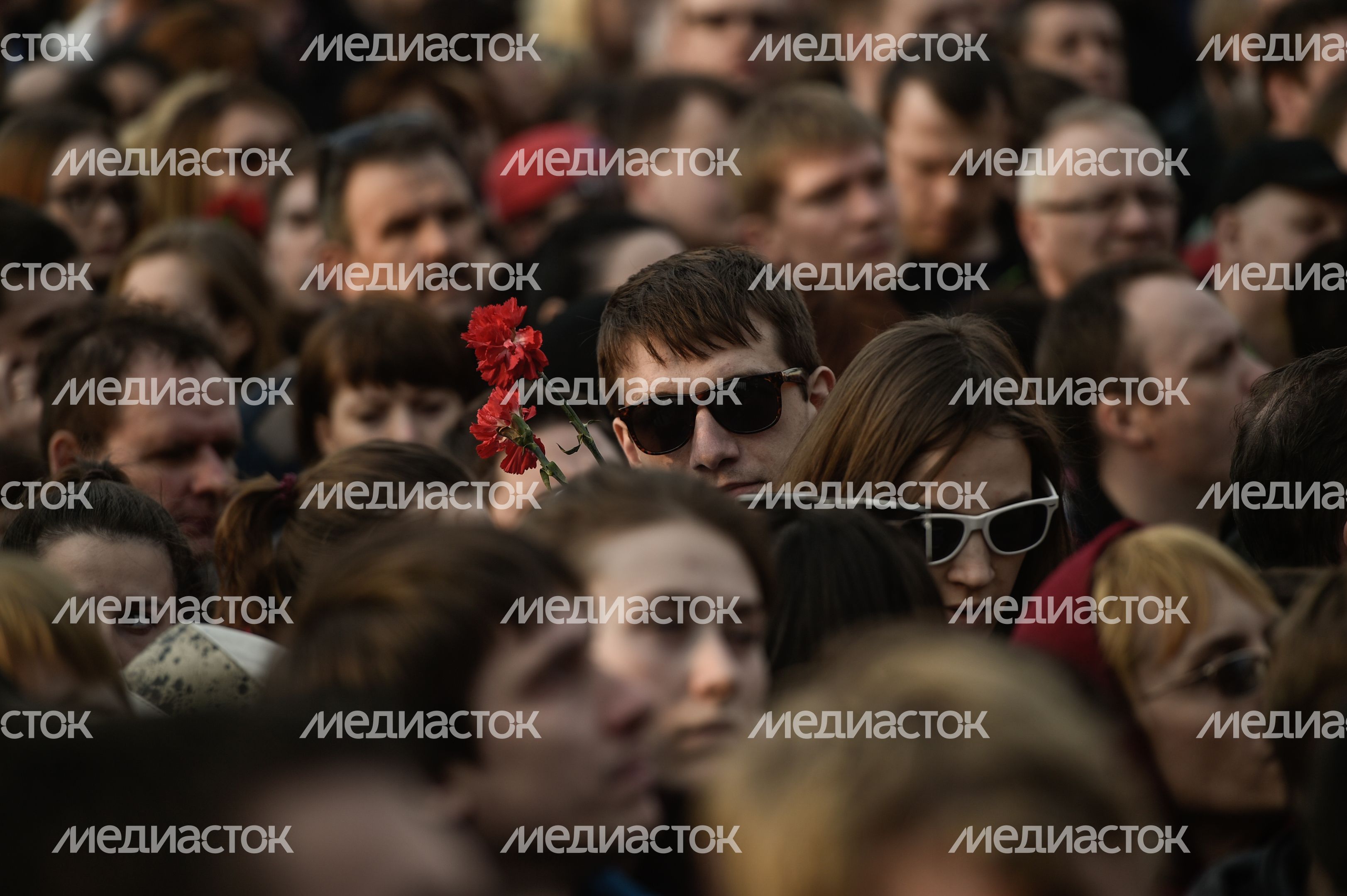 Траурный митинг памяти 11 жертв теракта в Санкт-Петербурге