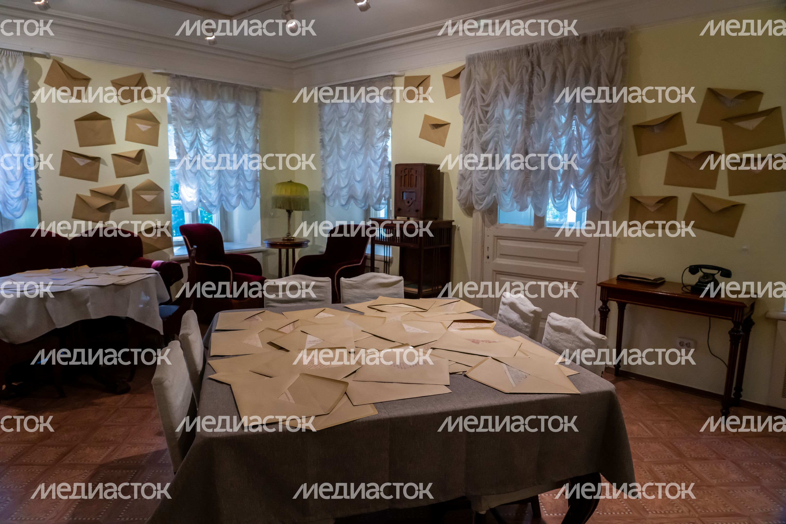 Выставка "Здесь Немирович" в музее-заповеднике "Горки Ленинские"