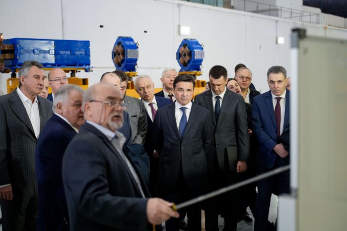 Андрей Воробьев посетил НИЦ "Курчатовский институт" ИФВЭ в Протвине