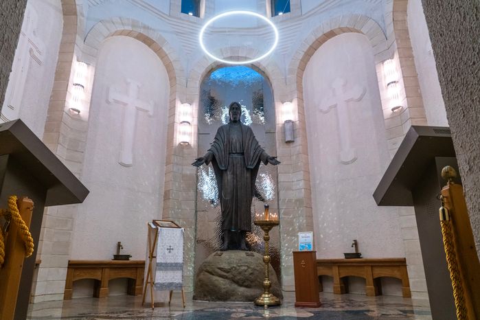 Михайло-Архангельский храм в деревне Бушарино округа Звенигород