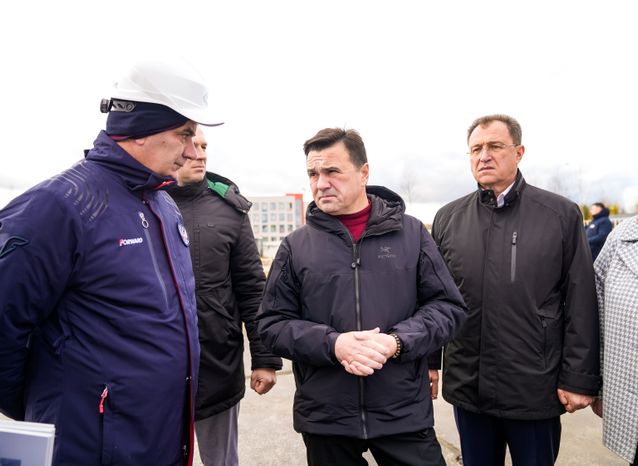 Андрей Воробьев проверил ход строительства поликлиники в Ногинске