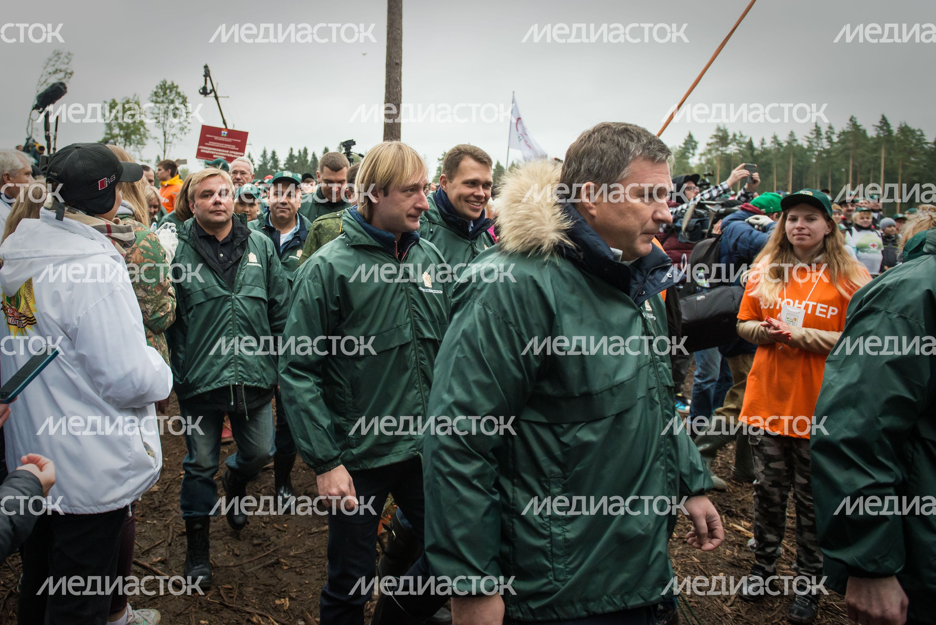 Губернатор Московской области на акции «Наш лес. Посади свое дерево» в Мытищах