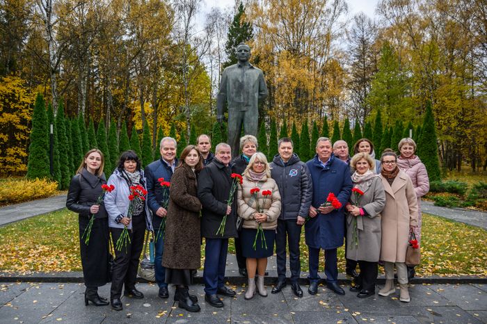 Торжественная встреча космонавтов-рекордсменов по пребыванию на МКС в Звездном городке