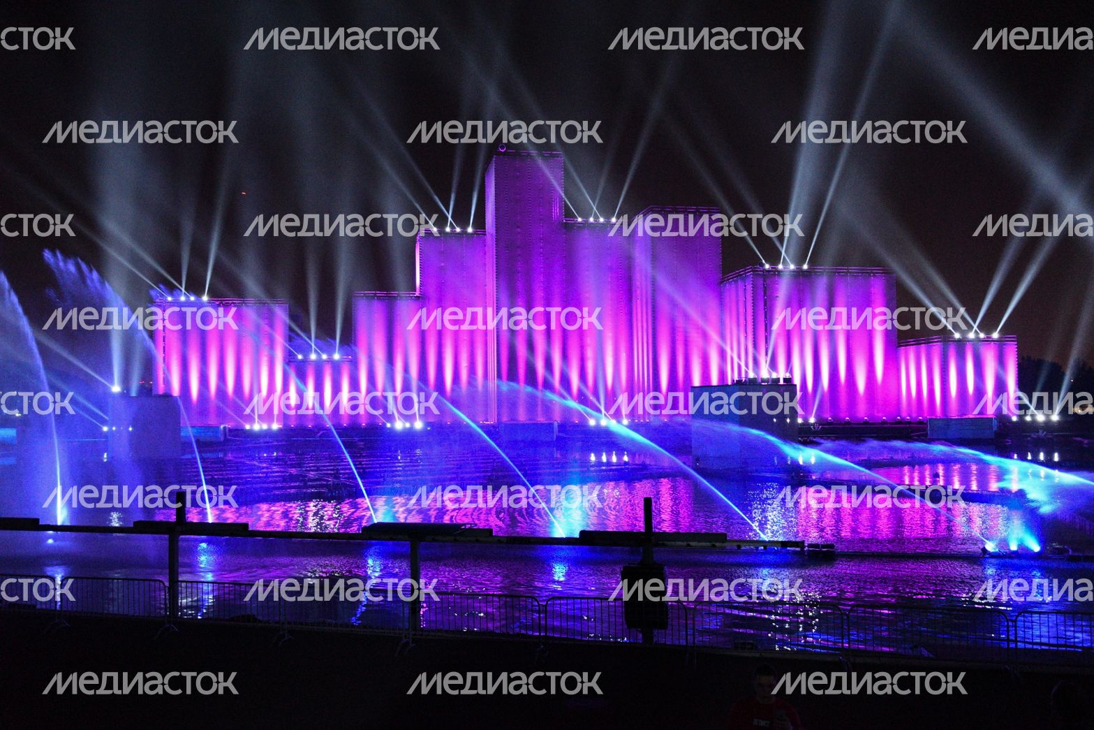 Открытие фестиваля «Круг света» — 2018 в Москве