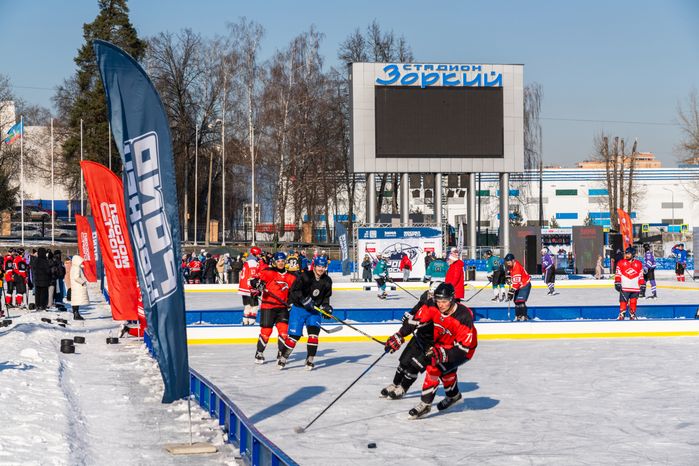 Турнир по уличному хоккею POND HOCKEY в Красногорске