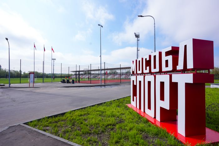 Тренировка футбольного клуба "Спартак-Орехово" на стадионе "Торпедо" в Орехово-Зуево