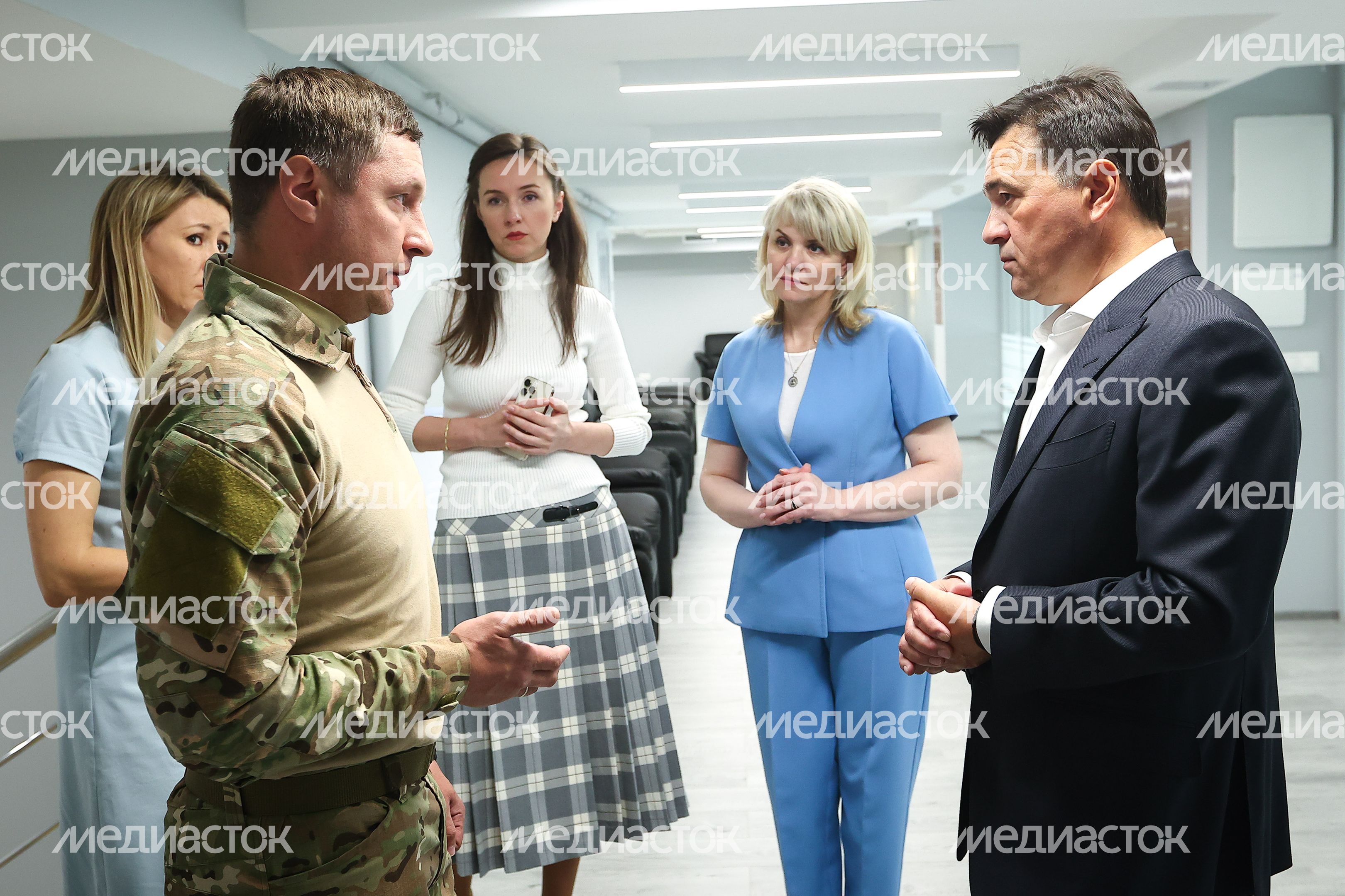 Встреча Губернатора Подмосковья с сотрудниками регионального отделения Фонда «Защитники Отечества»