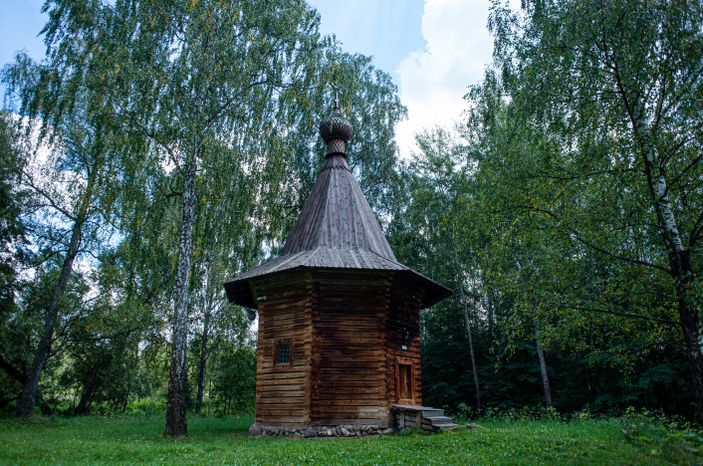 Летние виды музея деревянного зодчества