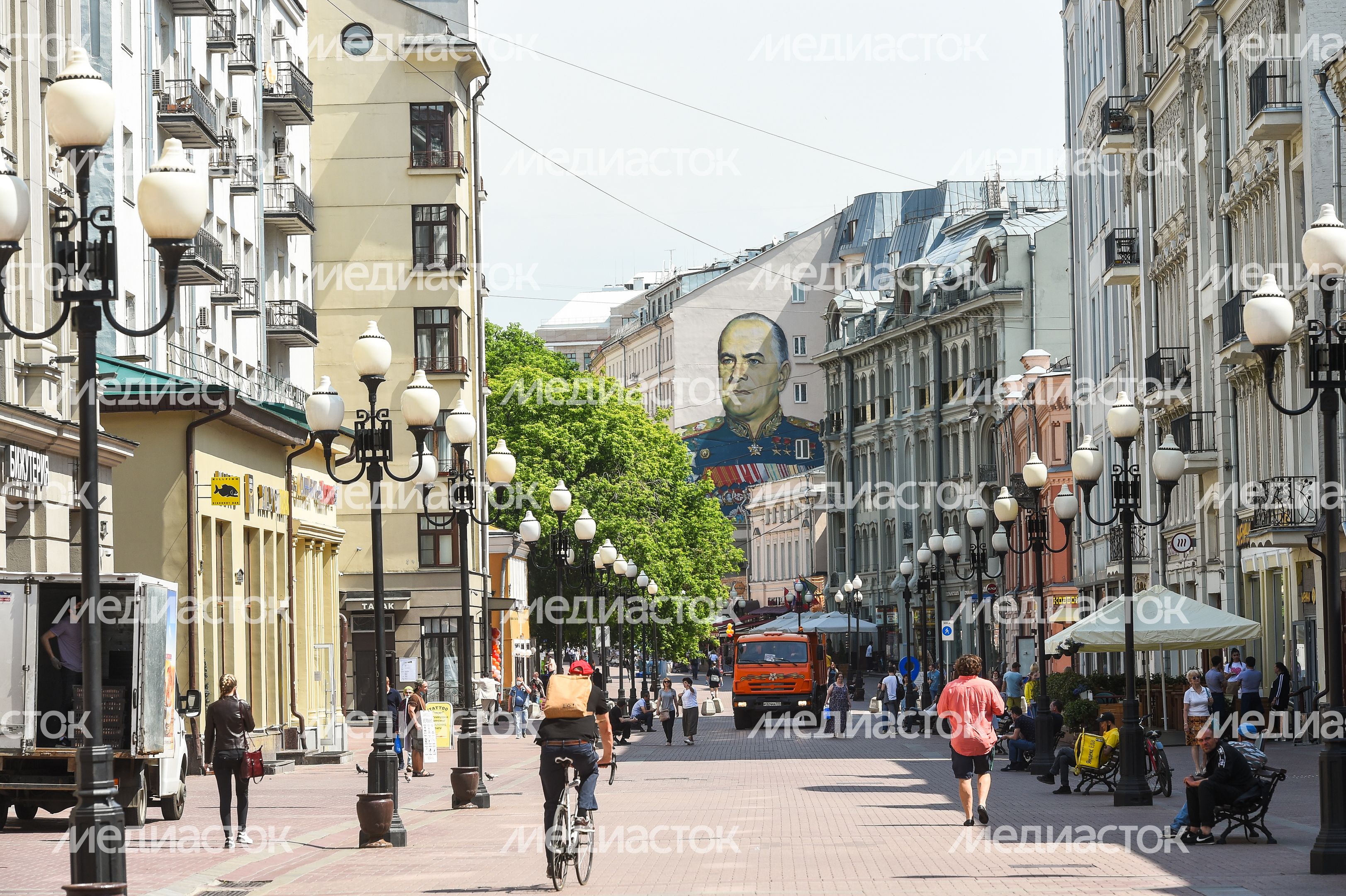 Новый этап снятия ограничений из-за коронавируса в Москве