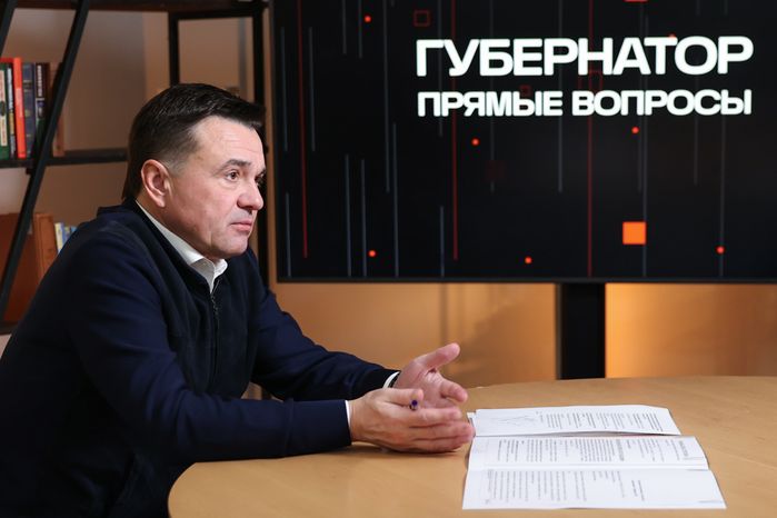 Андрей Воробьев встретился с жителями Ступино Оксаной Буркашевой и Вадимом Степиковым