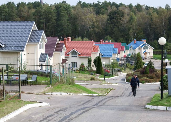 Семейный городок в деревне Райсеменовское г.о. Серпухов