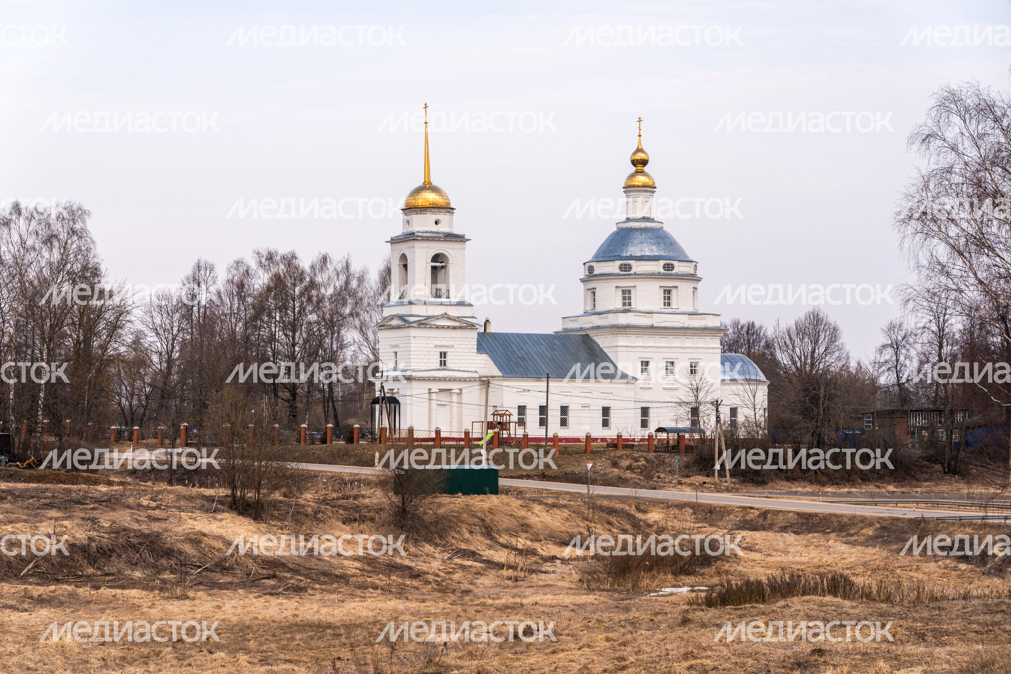 Мемориал погибшим землякам в период Великой Отечественной войны в селе Белая Колпь округа Шаховская Мемориал погибшим землякам в период Великой Отечественной войны в селе Белая Колпь округа Шаховская