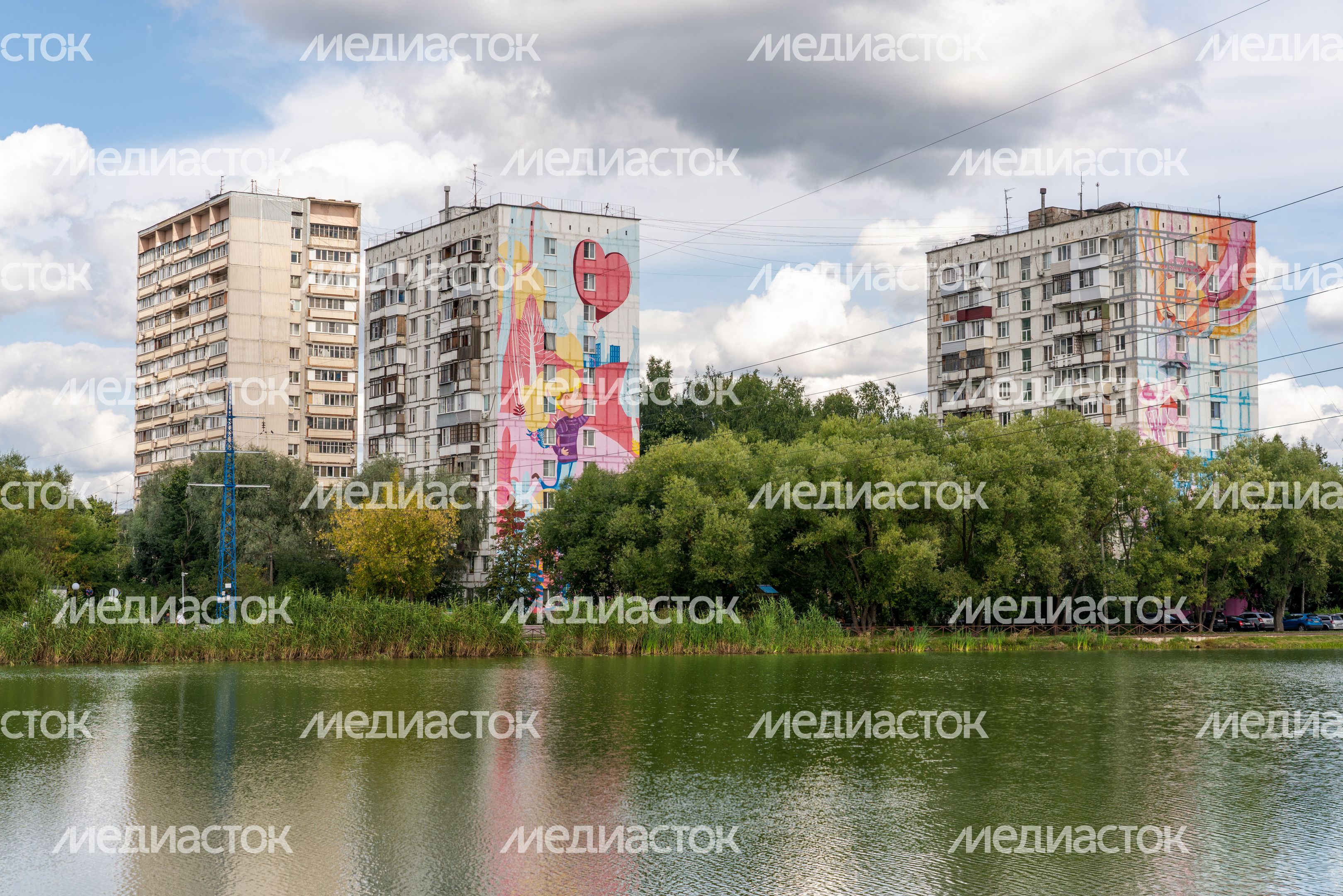 Городской пруд на улице 40 лет Октября в Лобне