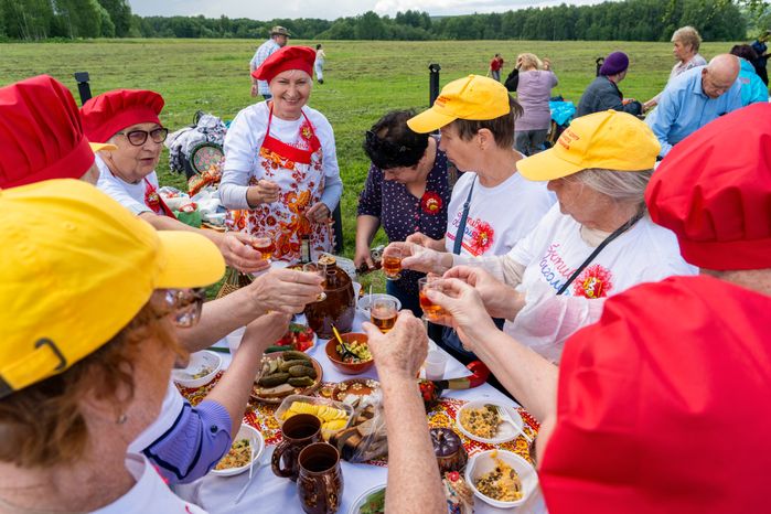 Гастрономический фестиваль «Каша из топора на полях Бородина» на Бородинском поле Можайского округа