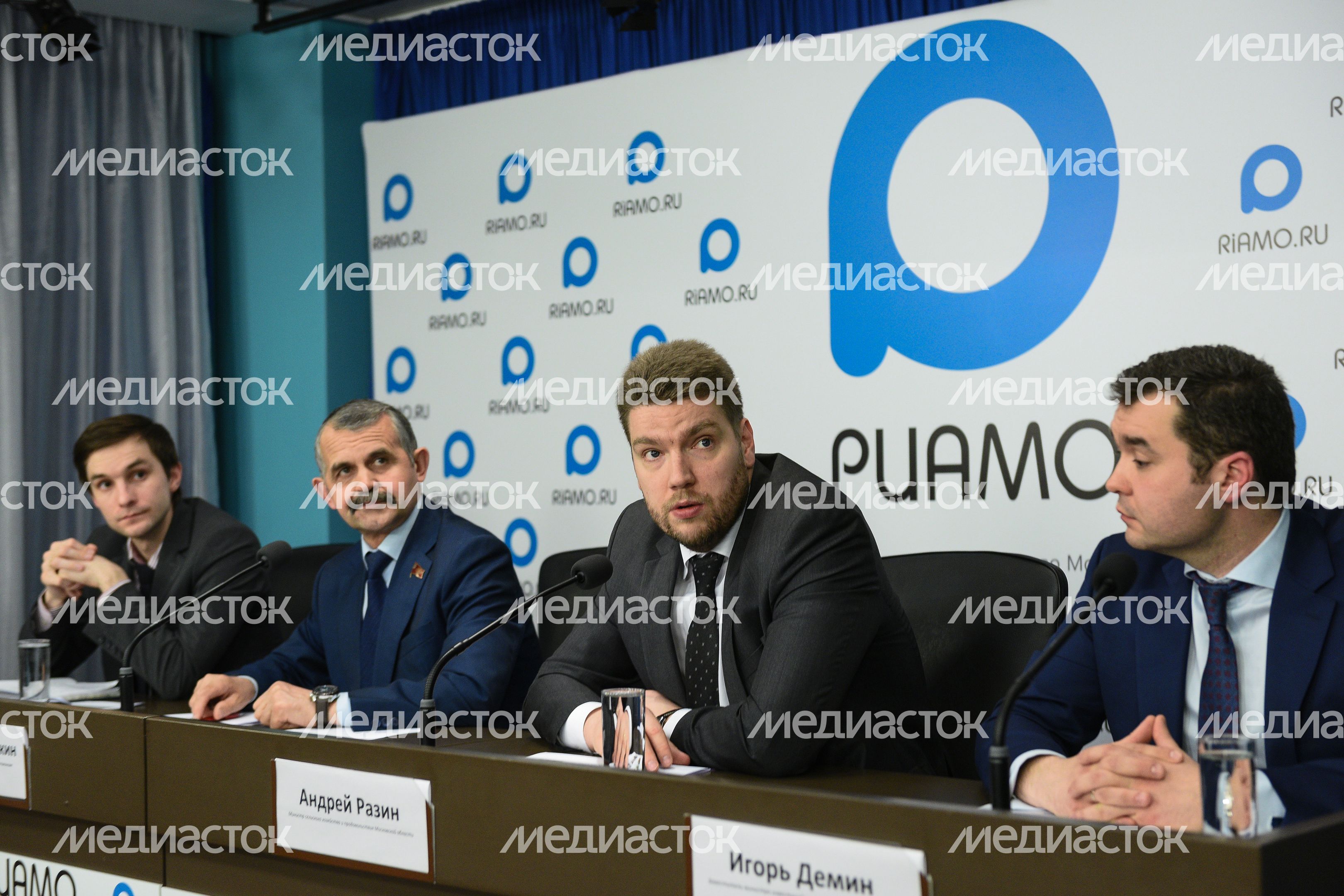 Брифинг по вопросу предоставления в Подмосковье земельных участков в аренду без проведения торгов
