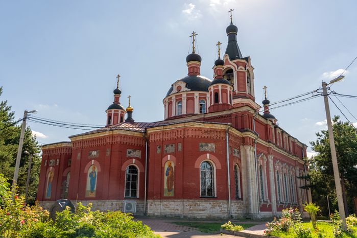 Храм святых мучеников Флора и Лавра в селе Ям округа Домодедово