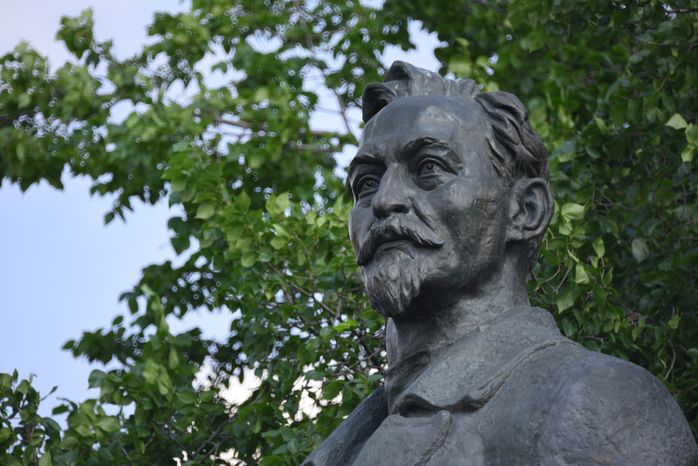 Памятник Феликсу Дзержинскому в парке Музеон в Москве