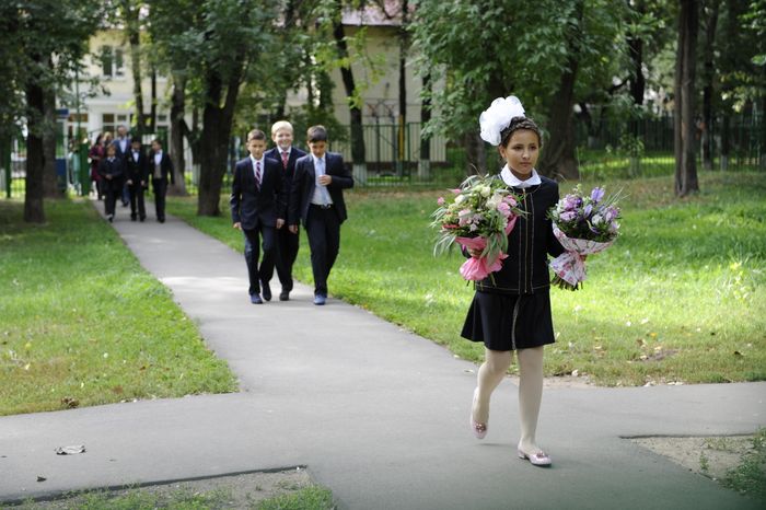 День знаний в Ломоносовской школе в Москве