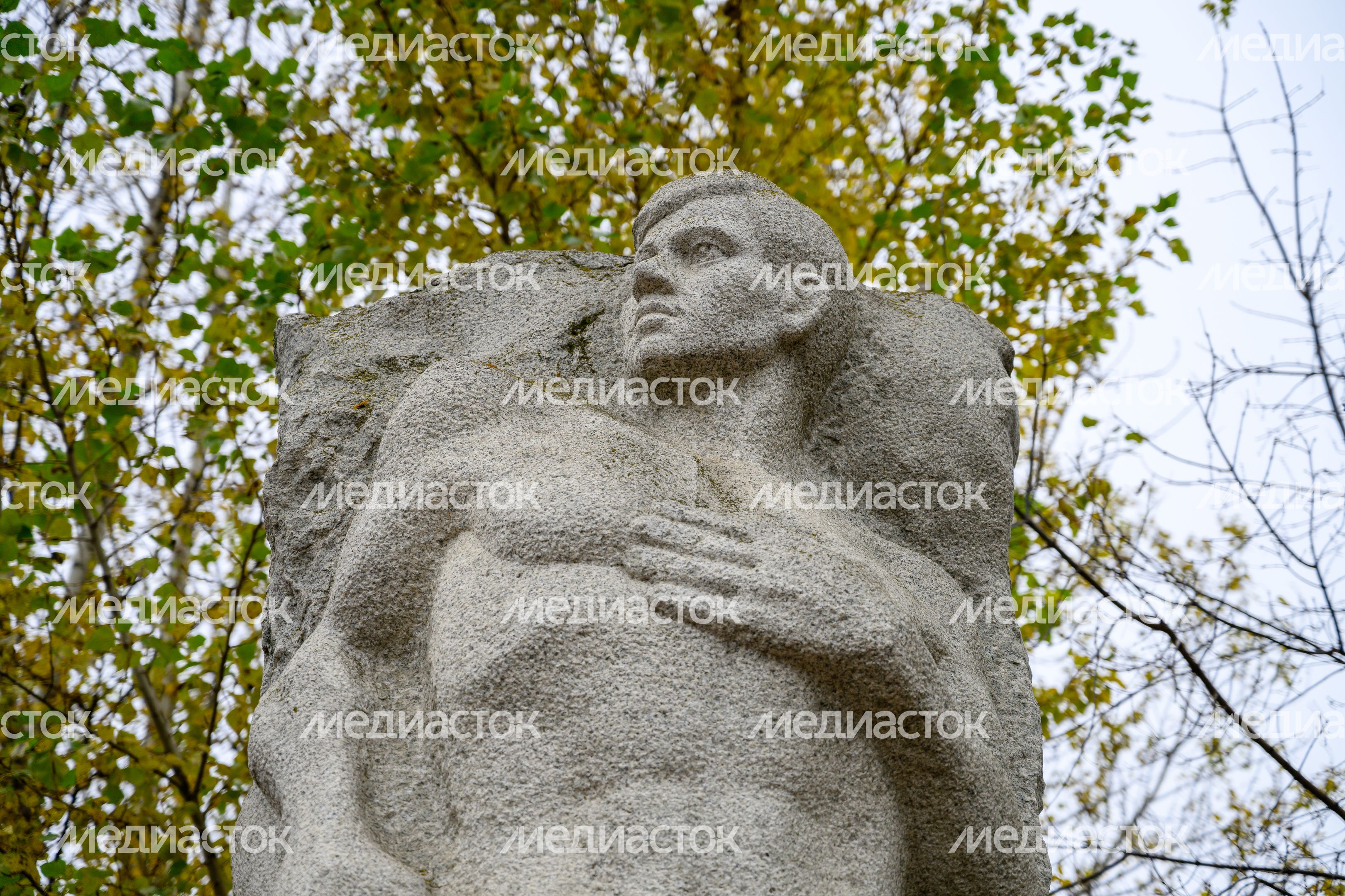 Памятник воинам-кореневцам в поселке Коренево округа Люберцы Памятник воинам-кореневцам в поселке Коренево округа Люберцы