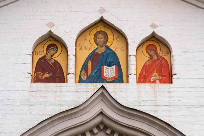 Храм Святых Жен-Мироносиц в Истре
