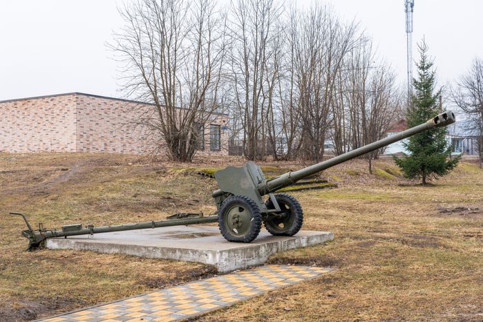 Памятник военной технике в п. Колюбакино Рузского округа