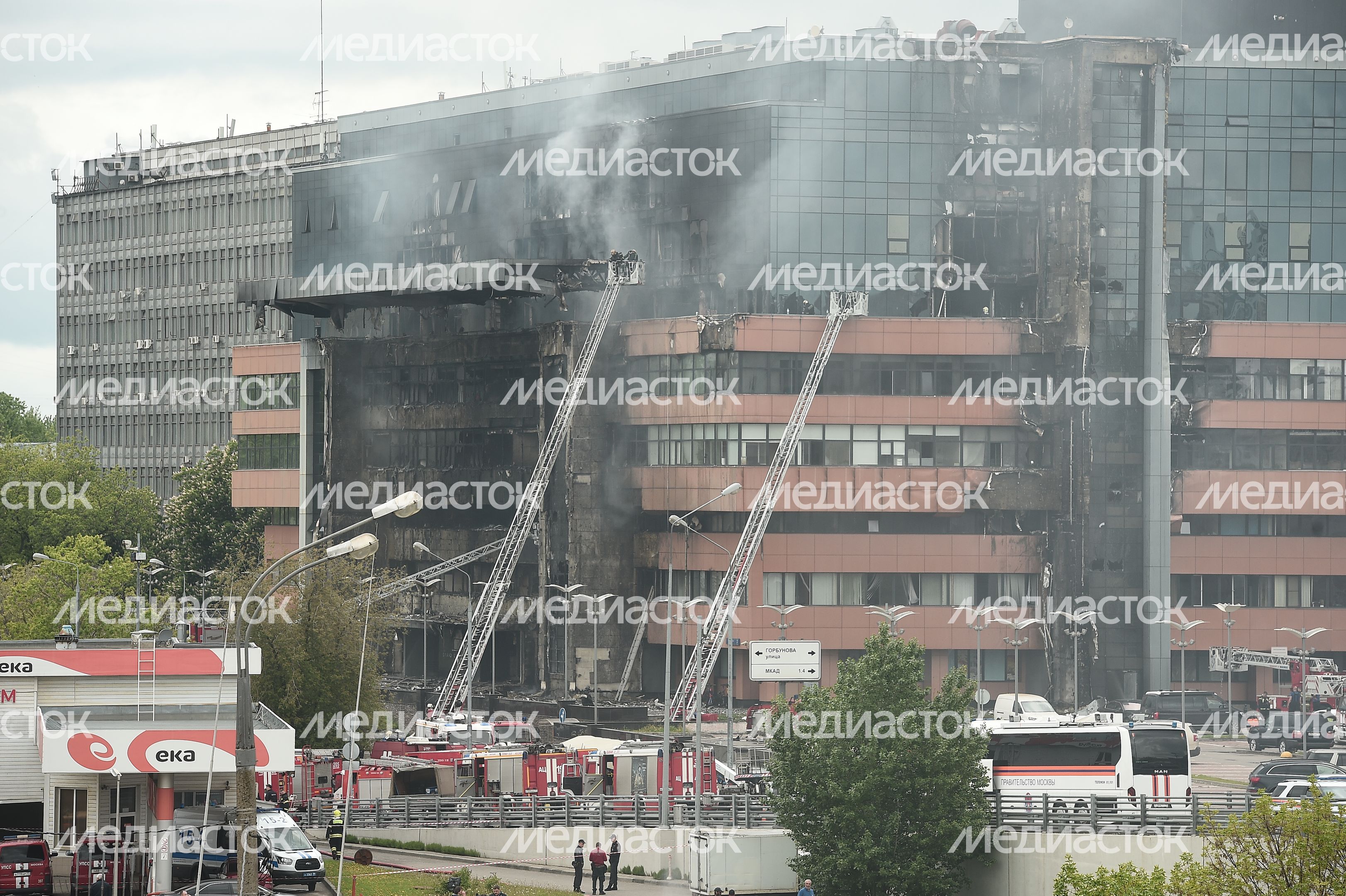 Пожар в бизнес‑центре «Гранд Сетунь плаза» в Москве Пожар в бизнес‑центре «Гранд Сетунь плаза» в Москве