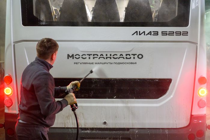 Техническое обслуживание автобуса перед отправлением в рейс