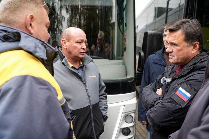 Андрей Воробьев передал партию новых автобусов округам Подмосковья